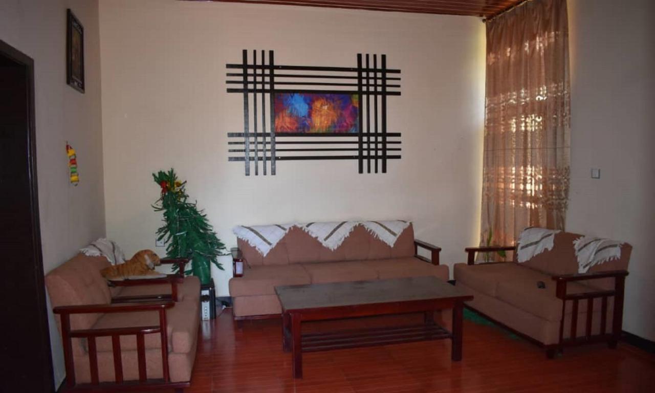 Lalibela Homestay Luaran gambar