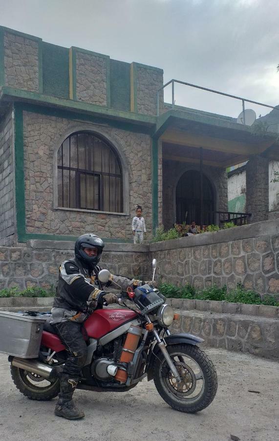 Lalibela Homestay Luaran gambar